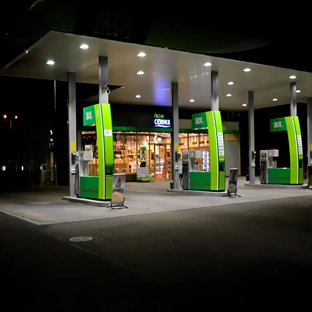 Hungaro Lux Light Kft. - MOL Rt.